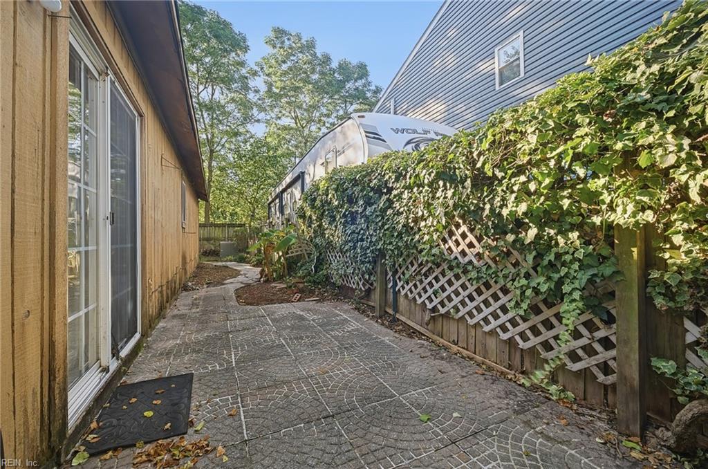 1764 Dylan Dr Property Photo 31