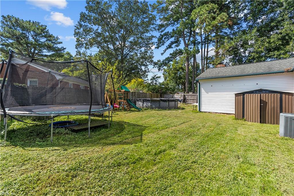 4504 Greendell Rd Property Photo 40