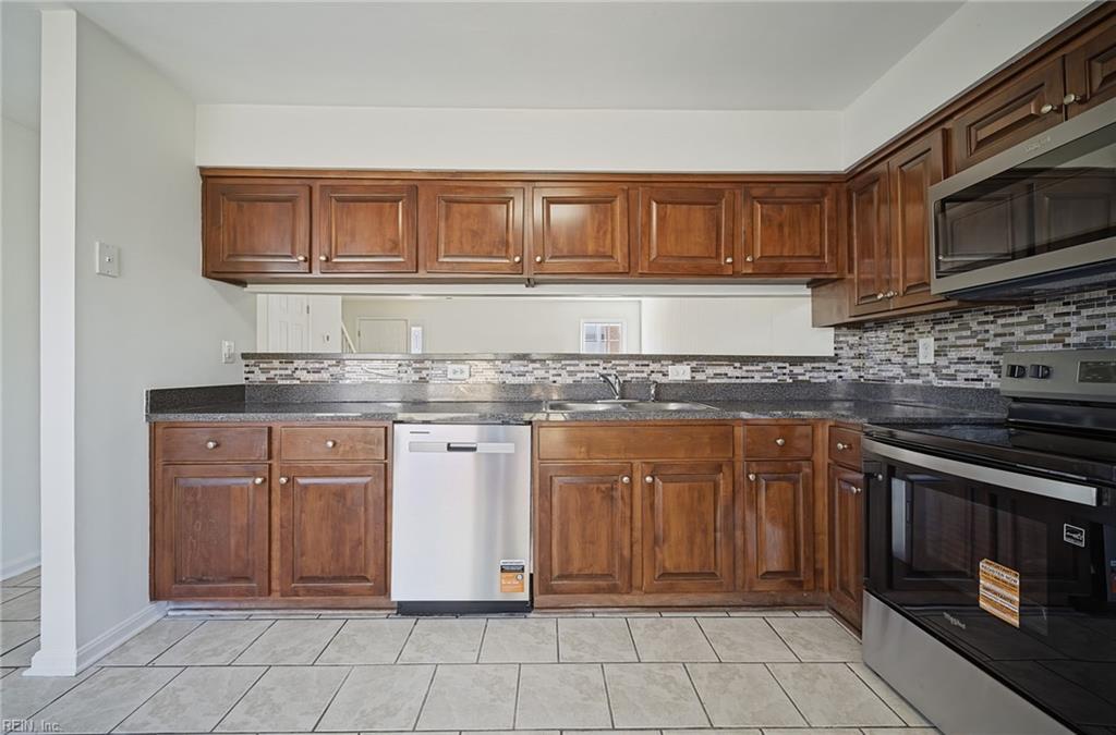 1326 Longlac Rd Property Photo 8