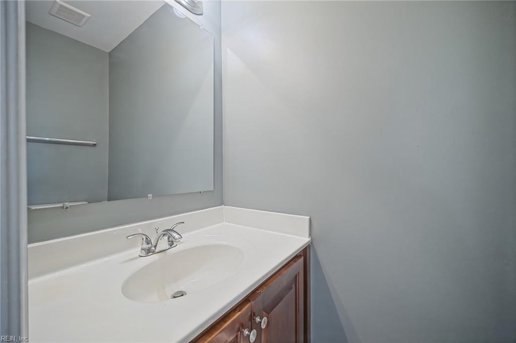 1326 Longlac Rd Property Photo 13