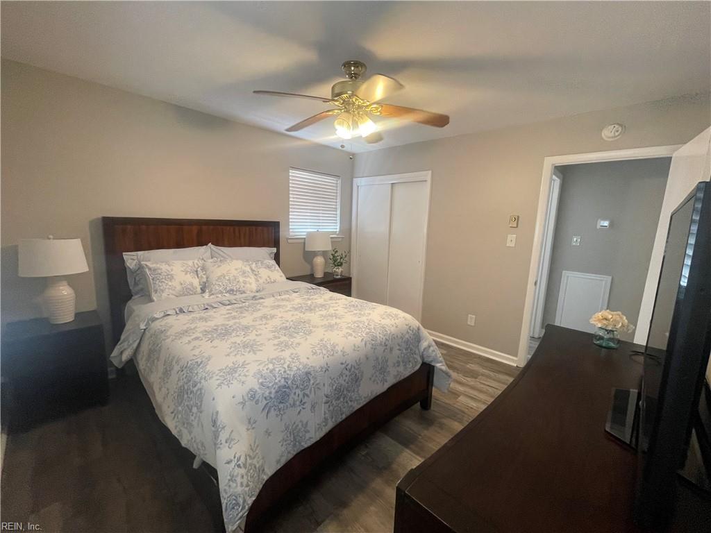 2217 Oak St Property Photo 22