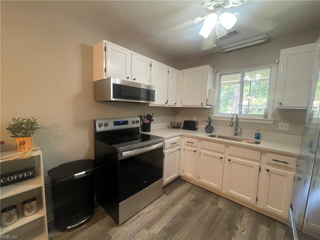 2217 Oak St Property Photo 26