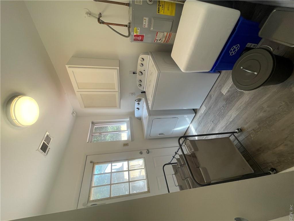 2217 Oak St Property Photo 27