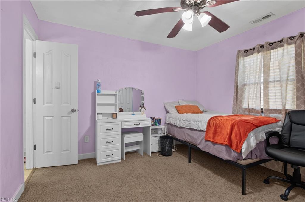 713 Pelham Dr Property Photo 32