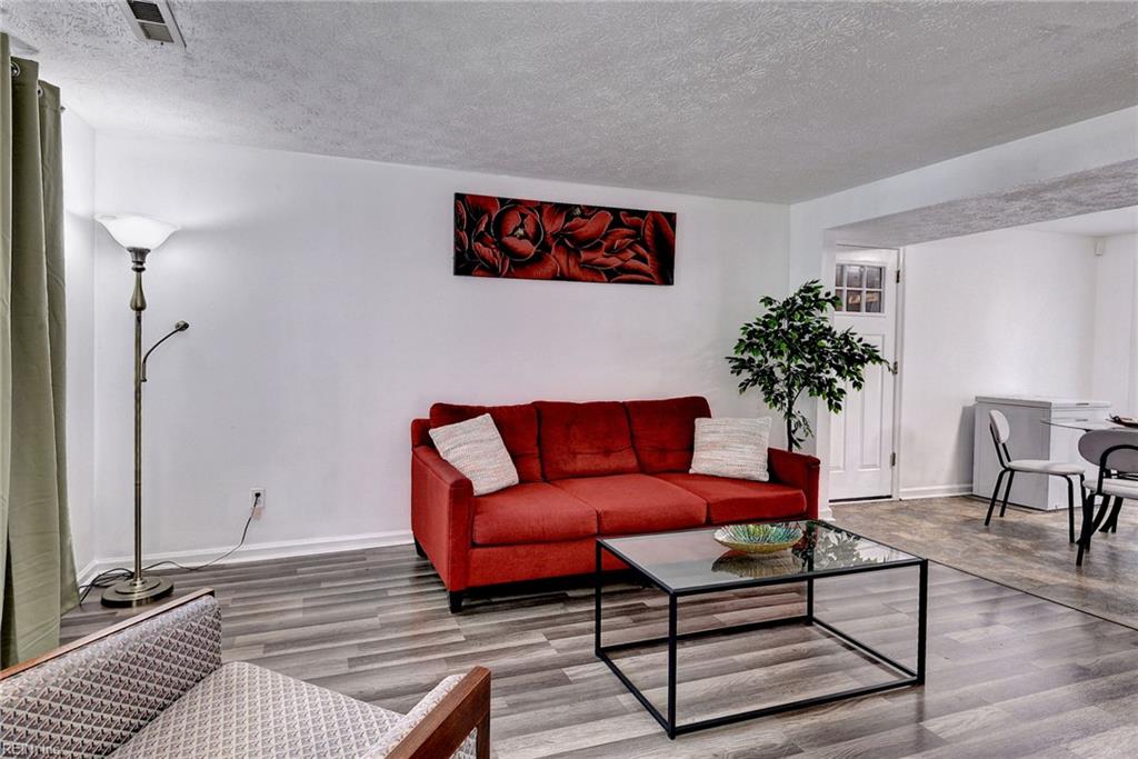 1407 Paul Jack Dr Property Photo 5