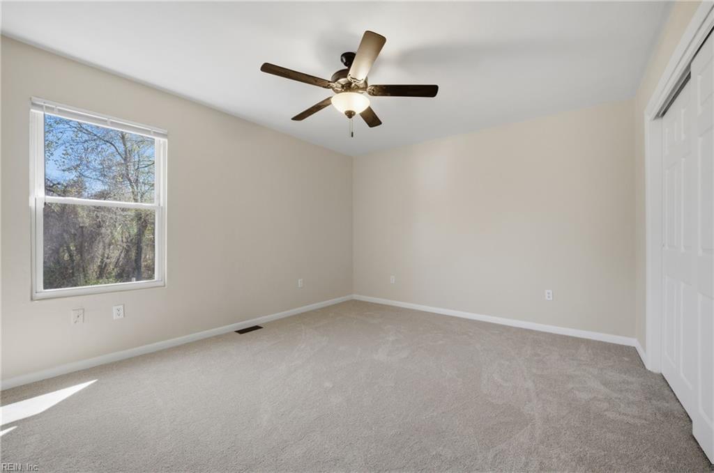 102 Diamond Ave Property Photo 16