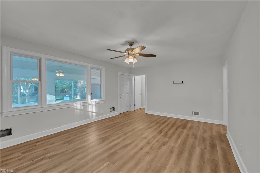 62 Bainbridge Ave Property Photo 13