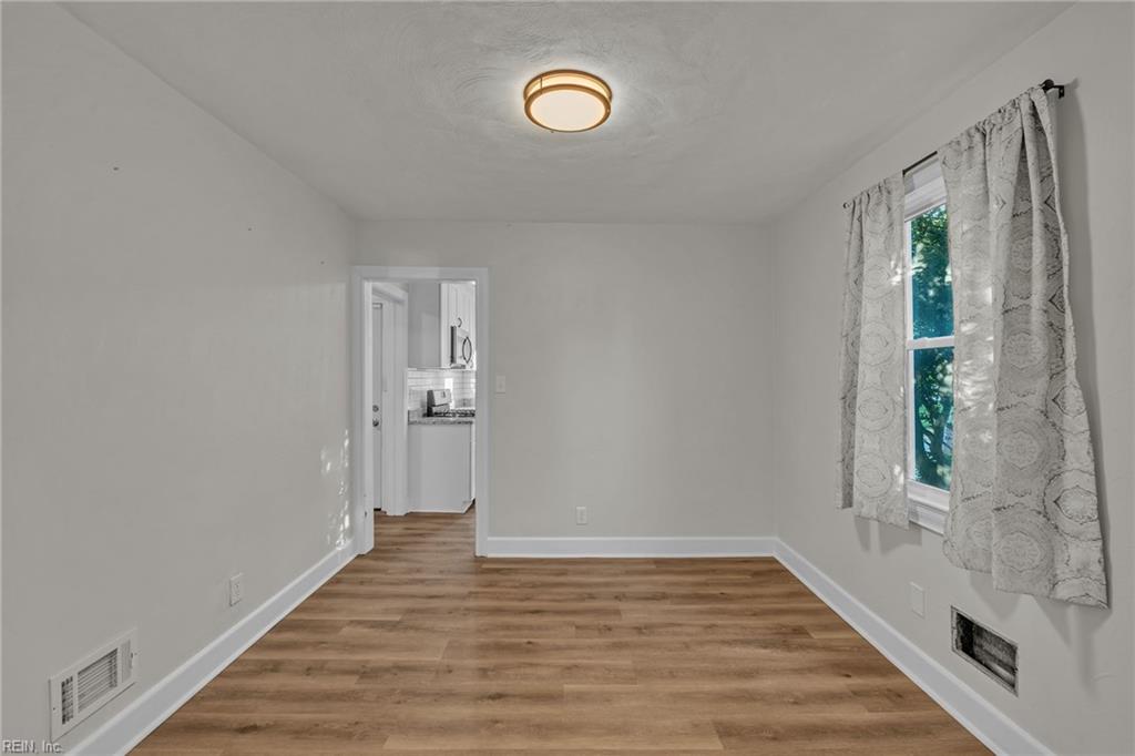 62 Bainbridge Ave Property Photo 14