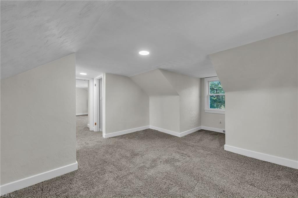 62 Bainbridge Ave Property Photo 35