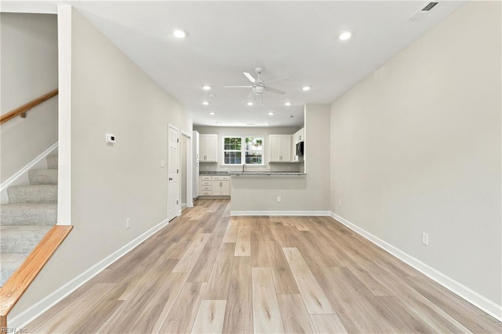 203 Patriots Village Ct Property Photo 4