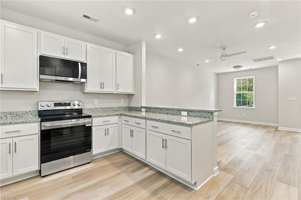 203 Patriots Village Ct Property Photo 9