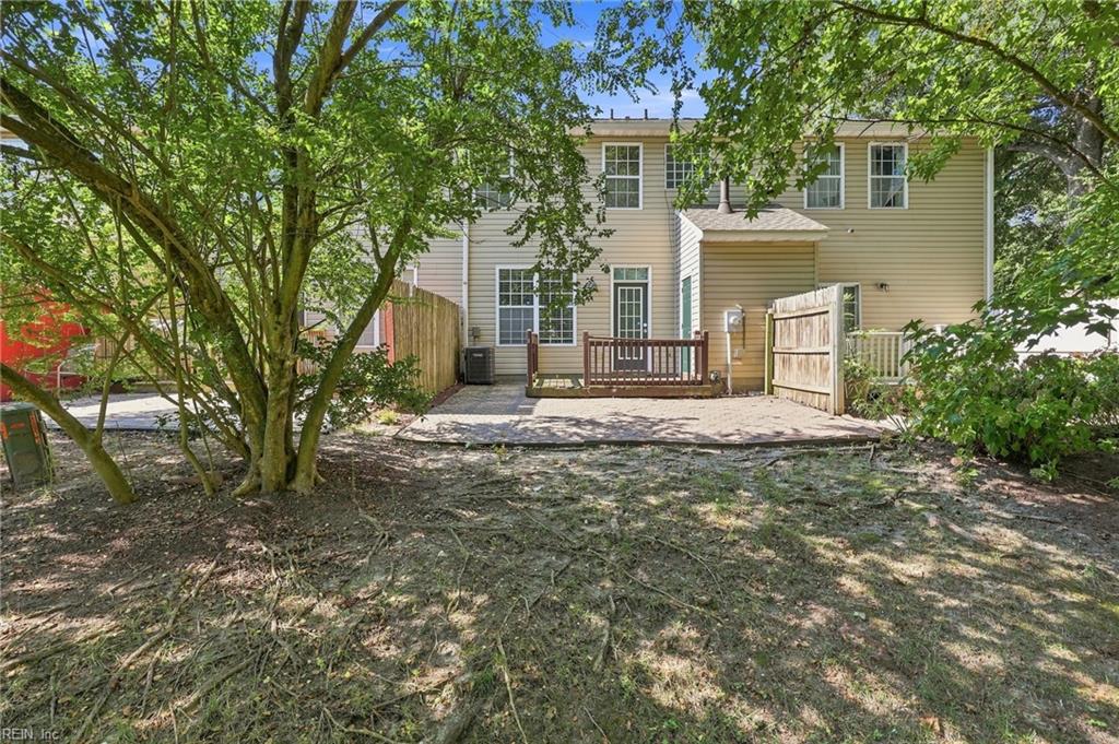 1804 Mizzen Ln Property Photo 25