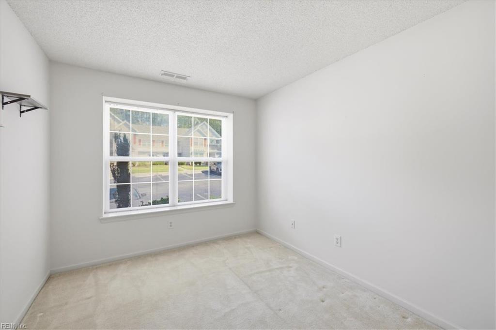 201 Bristol Cmn Property Photo 15