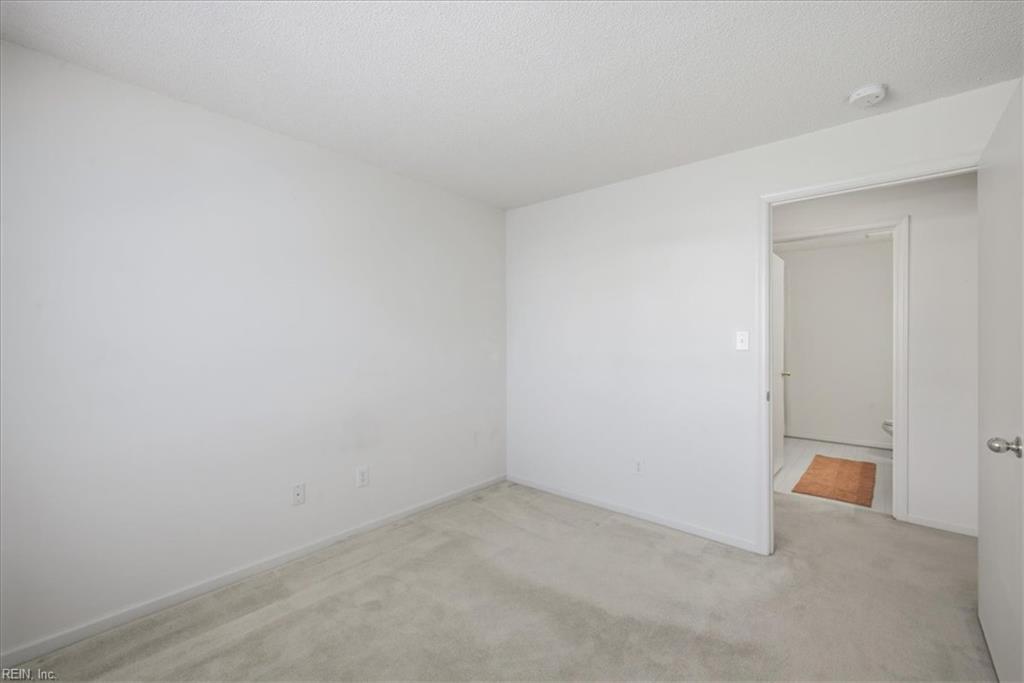 201 Bristol Cmn Property Photo 24