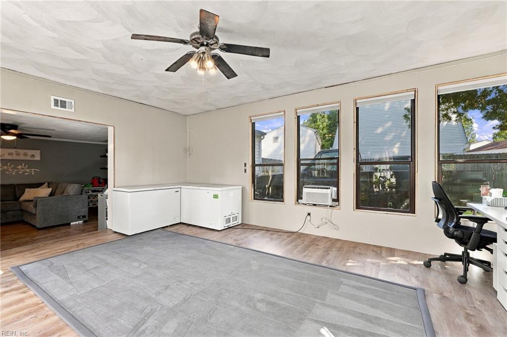 420 Taldan Ave Property Photo 25