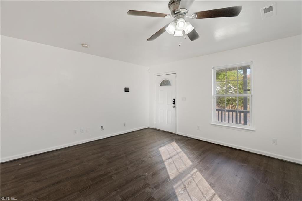 207 Gilmerton Ave Property Photo 5