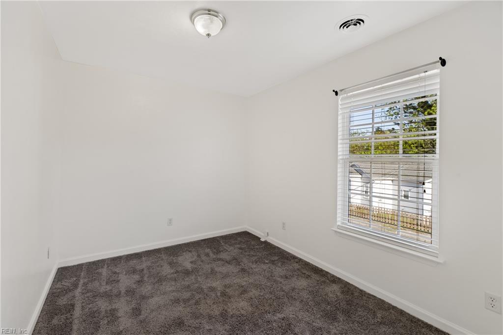 207 Gilmerton Ave Property Photo 11