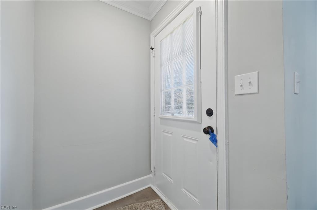 601 Azalea Ct Property Photo 5