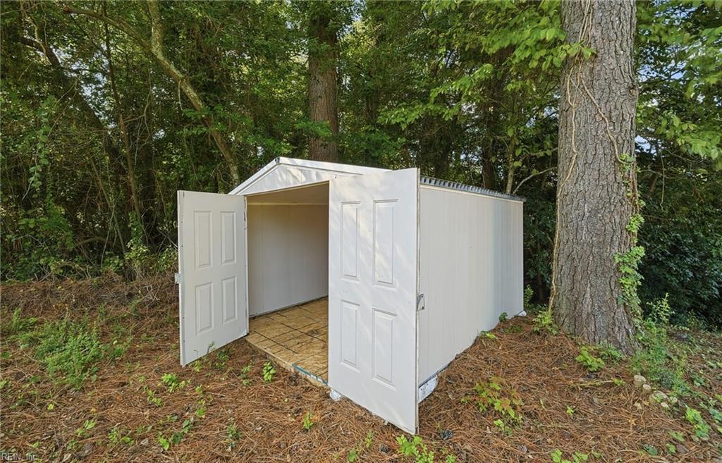 601 Azalea Ct Property Photo 50