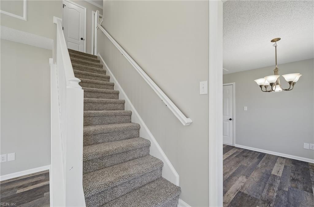 3101 Strata Ct Property Photo 4