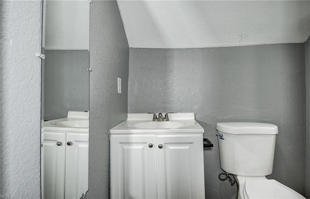 2202 Willow Wood Dr Property Photo 34