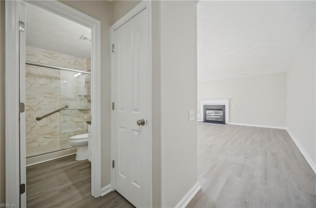 415 Prince Phillip Ct Property Photo 9