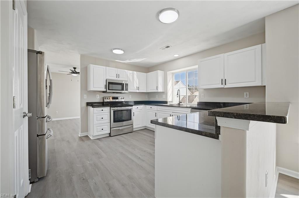 415 Prince Phillip Ct Property Photo 21