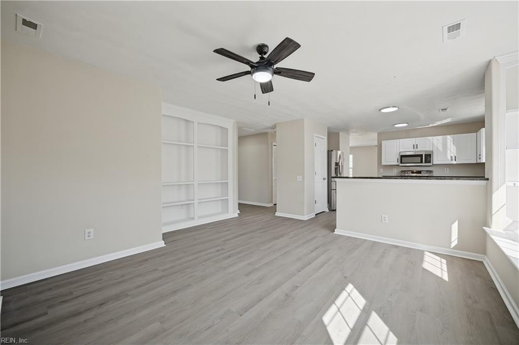 415 Prince Phillip Ct Property Photo 26