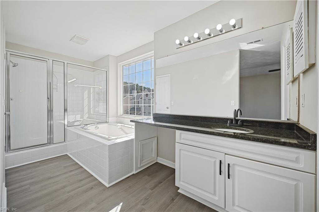 415 Prince Phillip Ct Property Photo 37