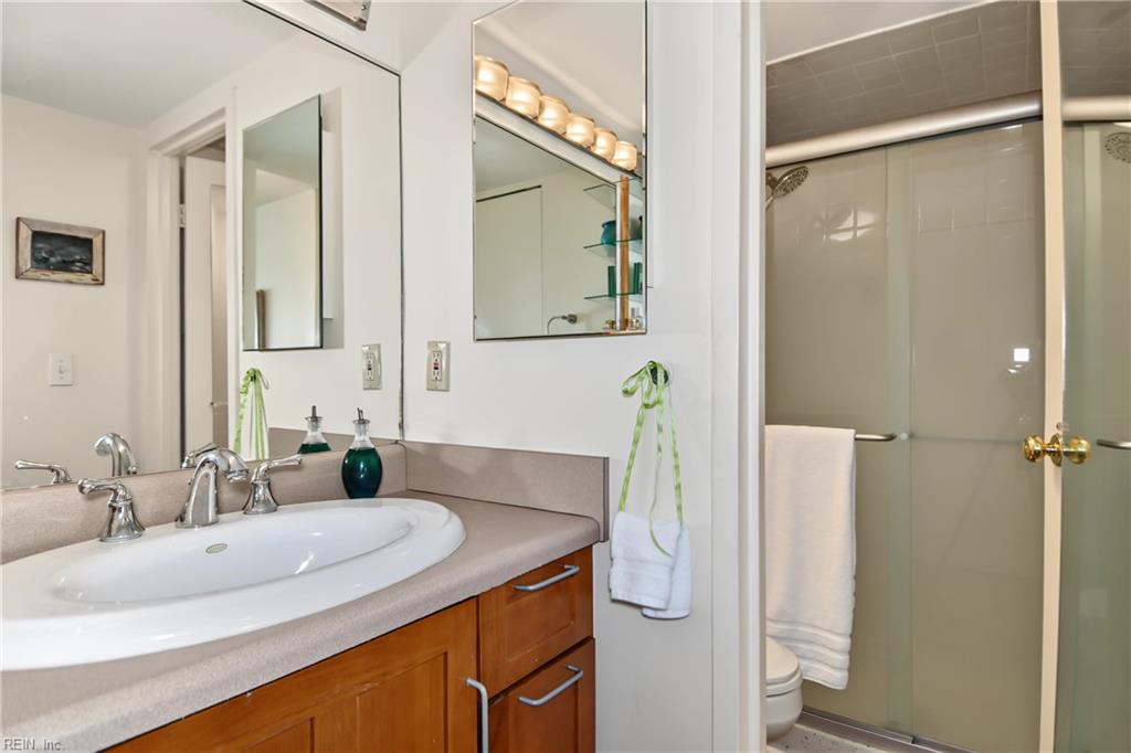 3558 Shore Dr Property Photo 34