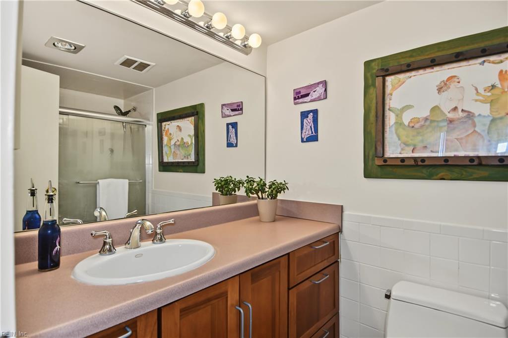 3558 Shore Dr Property Photo 37