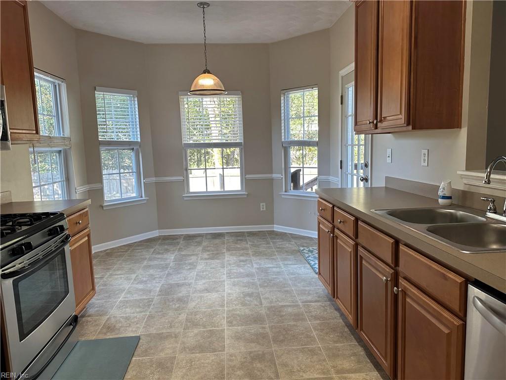 1000 Halter Arch Property Photo 4