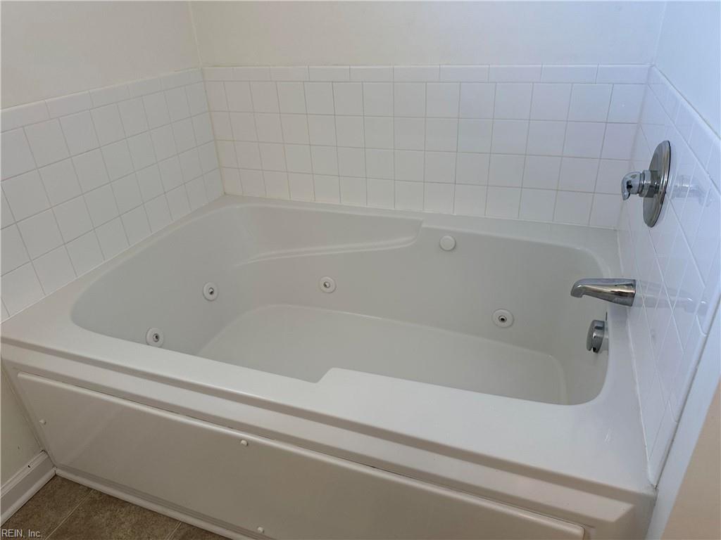 1000 Halter Arch Property Photo 21