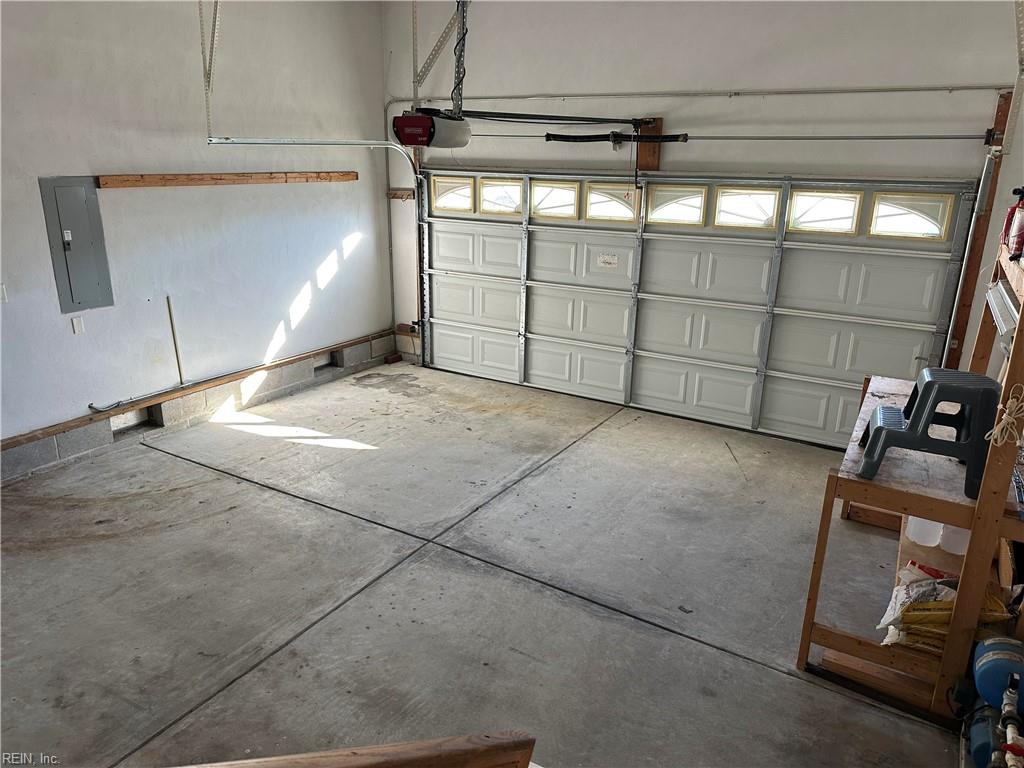 1000 Halter Arch Property Photo 24