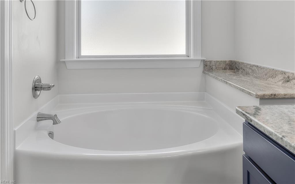 2216 Hampton Roads Pw Property Photo 34