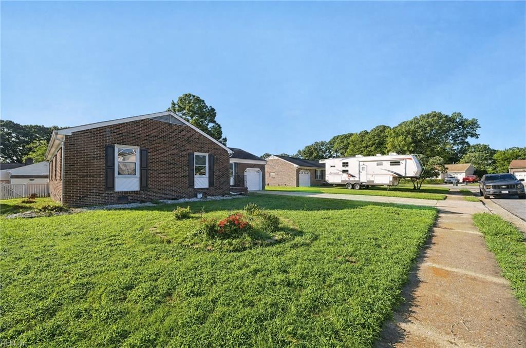 302 Deaton Dr Property Photo 3
