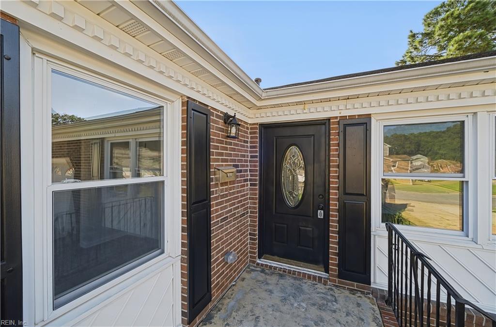 302 Deaton Dr Property Photo 4