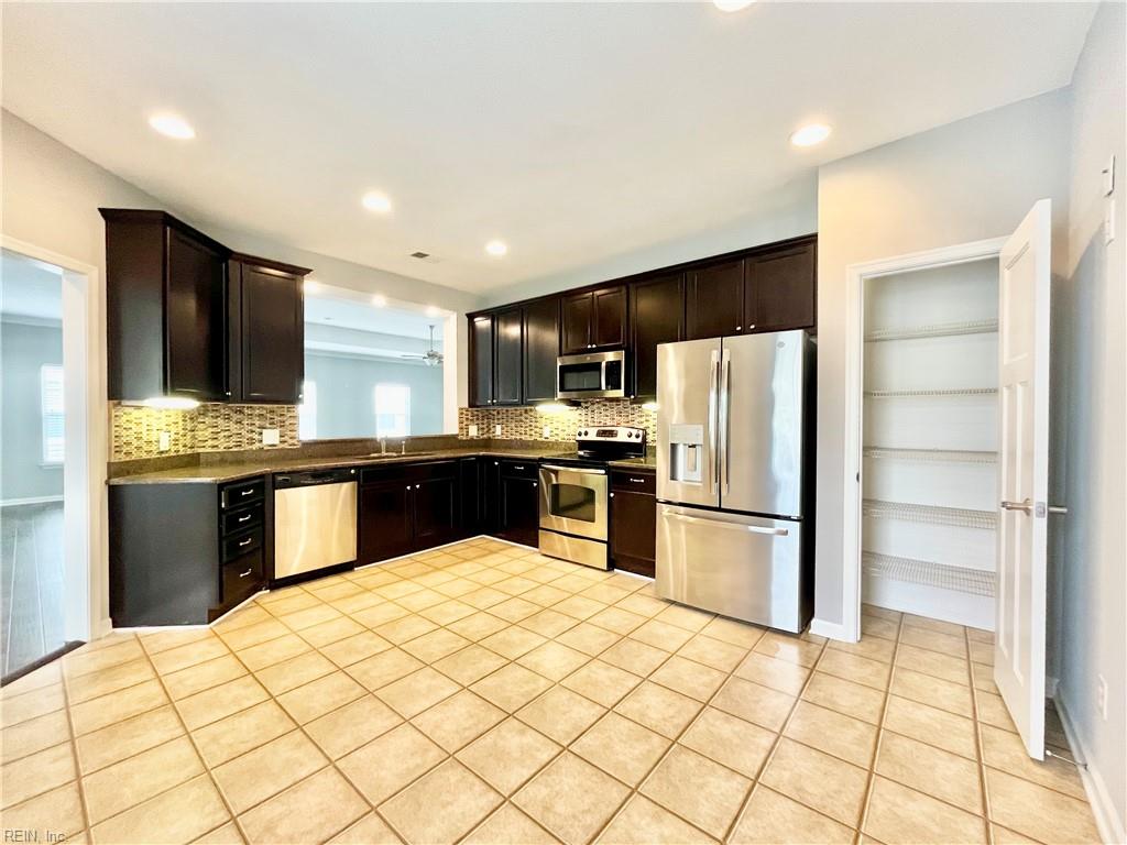 8230 Highland St Property Photo 6
