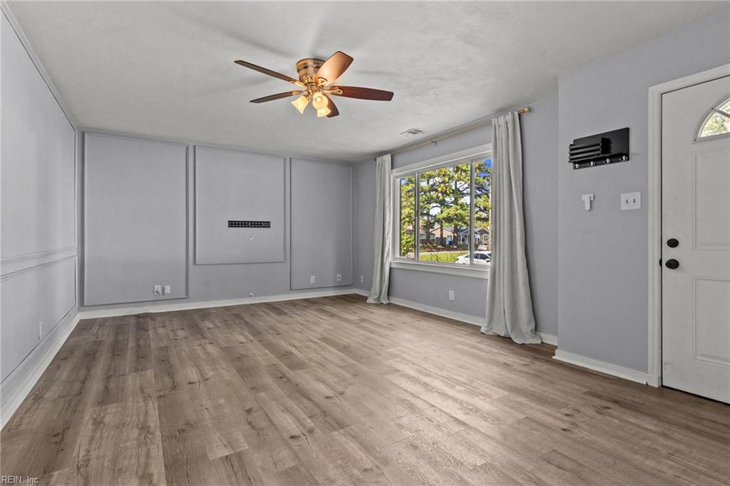 413 Catalina Ave Property Photo 3