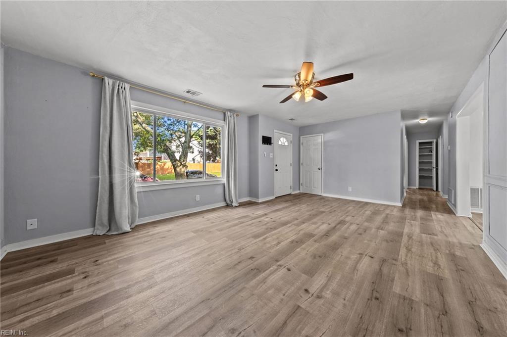 413 Catalina Ave Property Photo 5