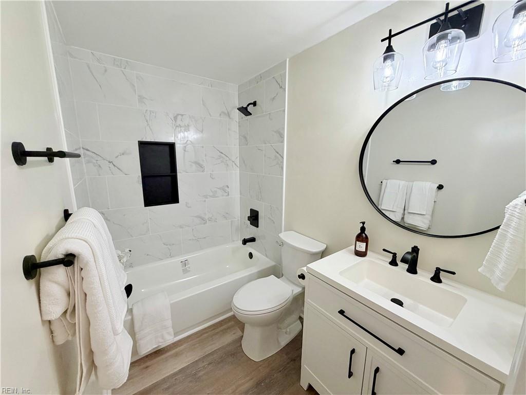 8024 Airport Rd Property Photo 12