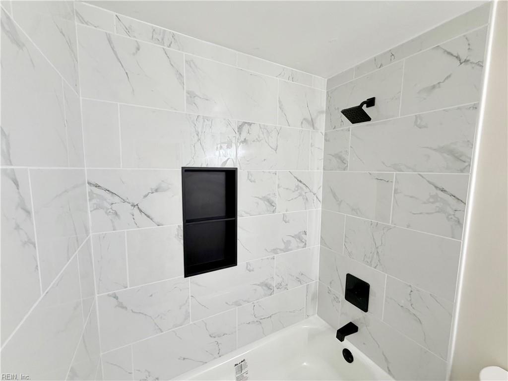 8024 Airport Rd Property Photo 13