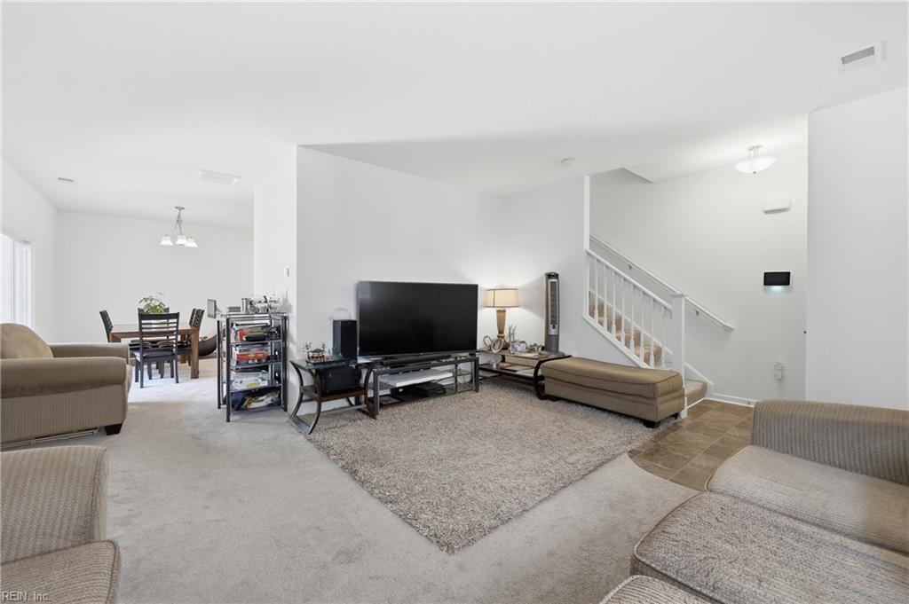 5112 Cora Anne Ln Property Photo 6