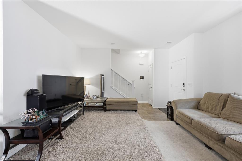 5112 Cora Anne Ln Property Photo 7