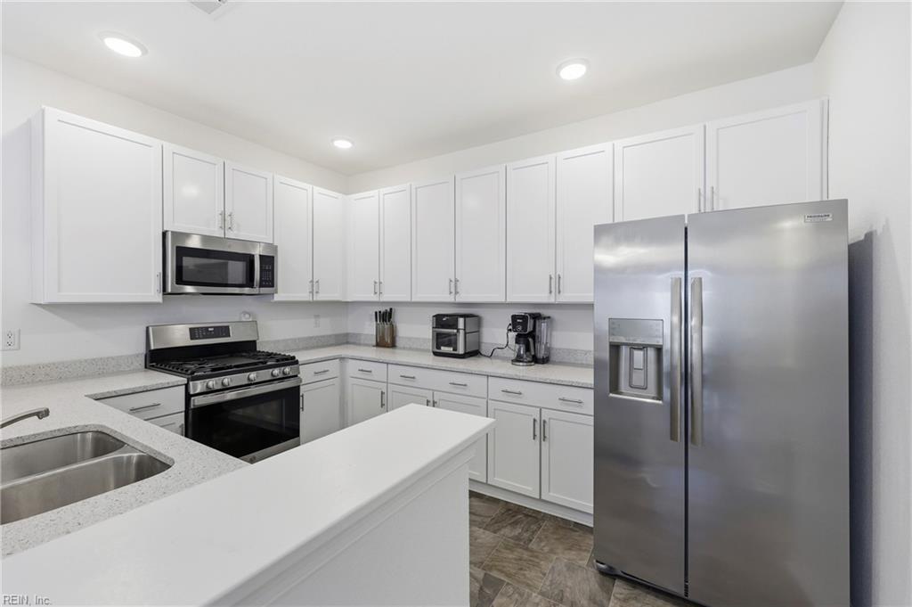 5112 Cora Anne Ln Property Photo 14