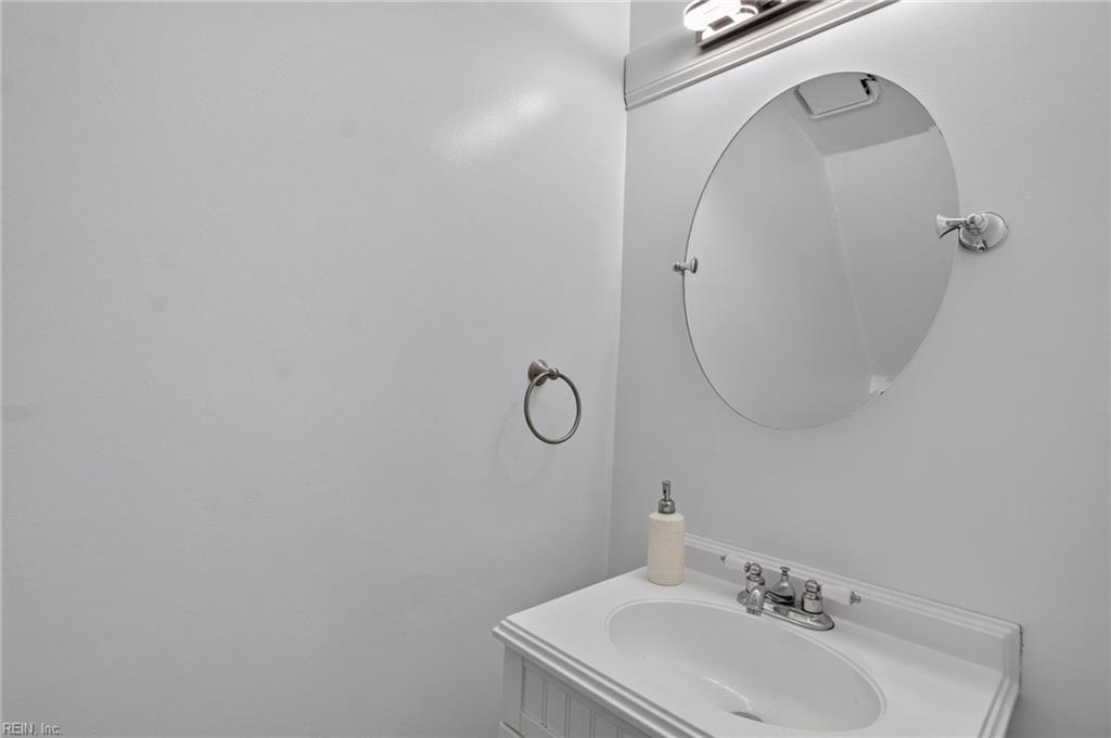 254 Bridgewater Dr Property Photo 20