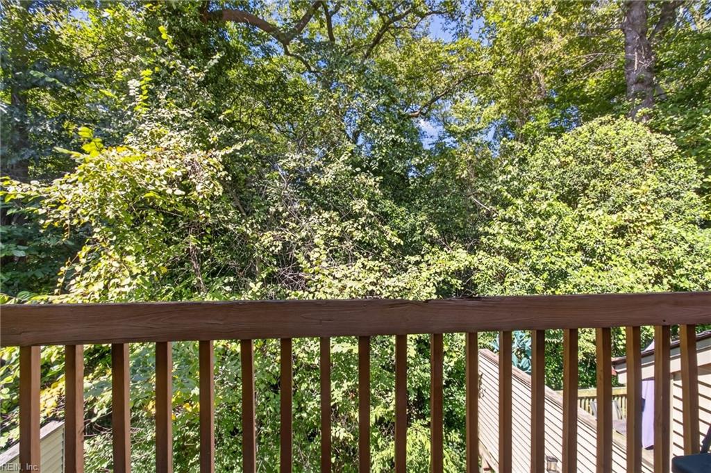 254 Bridgewater Dr Property Photo 25