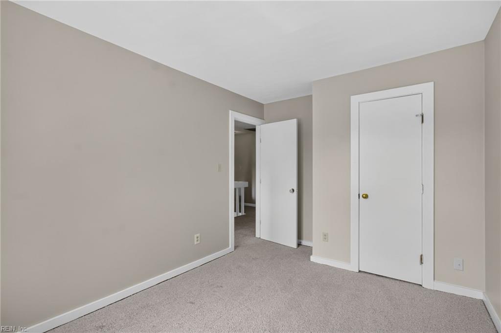 254 Bridgewater Dr Property Photo 29