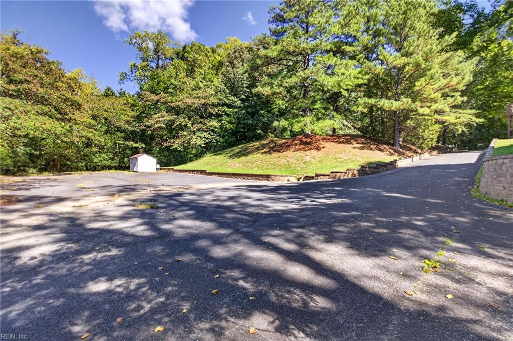 254 Bridgewater Dr Property Photo 37