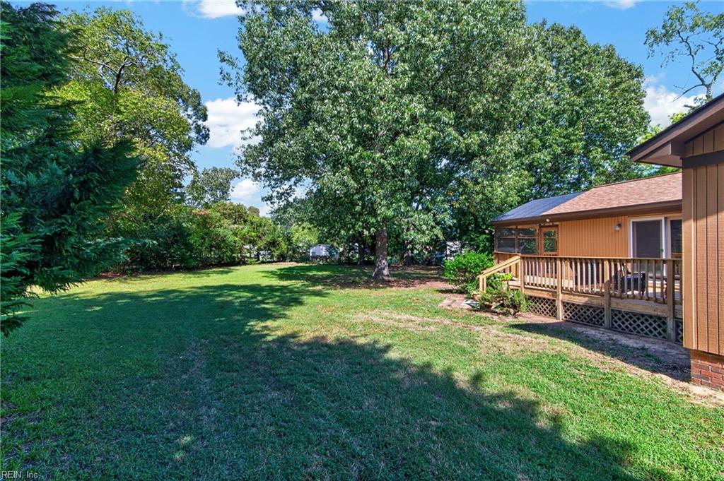 1673 Pine Tree Dr Property Photo 35